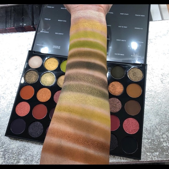 Morphe 35M 🙉 Boss Mood palette - Picture 6 of 8